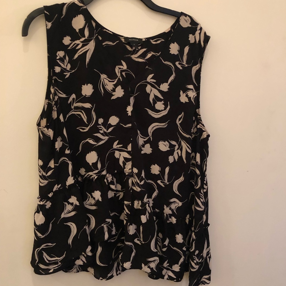 Black and white sleeveless Halogen blouse
